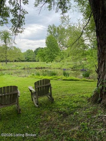 527 S Park Rd, Louisville, KY 40118