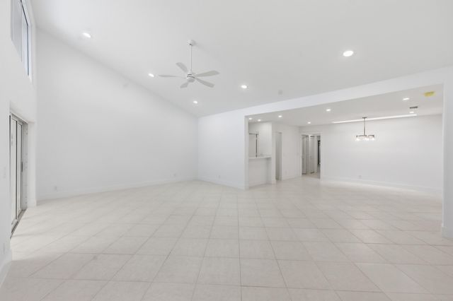 9258 Vista Del Lago A, Boca Raton, FL 33428