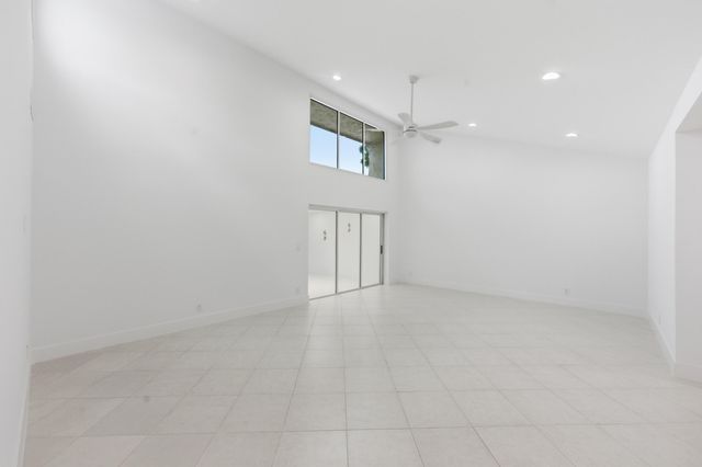 9258 Vista Del Lago A, Boca Raton, FL 33428