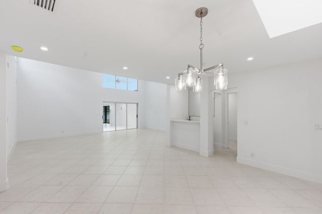 9258 Vista Del Lago A, Boca Raton, FL 33428