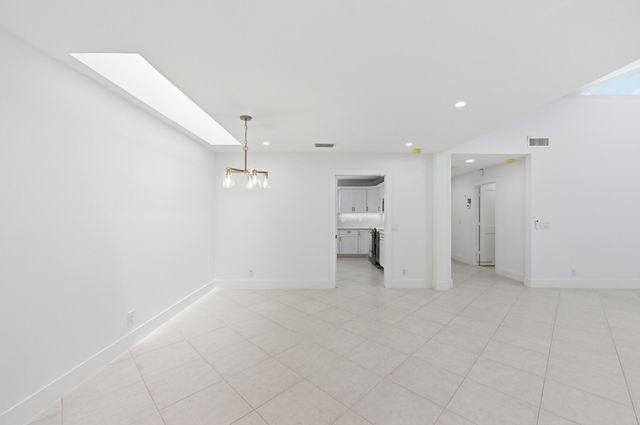 9258 Vista Del Lago A, Boca Raton, FL 33428