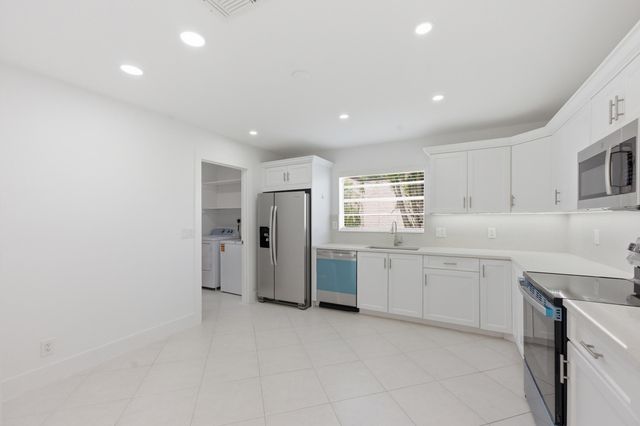 9258 Vista Del Lago A, Boca Raton, FL 33428