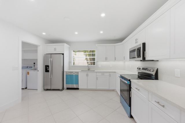 9258 Vista Del Lago A, Boca Raton, FL 33428