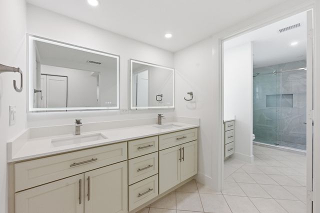 9258 Vista Del Lago A, Boca Raton, FL 33428