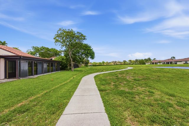 9258 Vista Del Lago A, Boca Raton, FL 33428