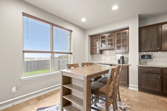 1006 Chad LOOP, Round Rock, TX 78665