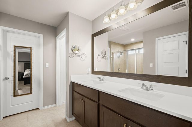 1006 Chad LOOP, Round Rock, TX 78665