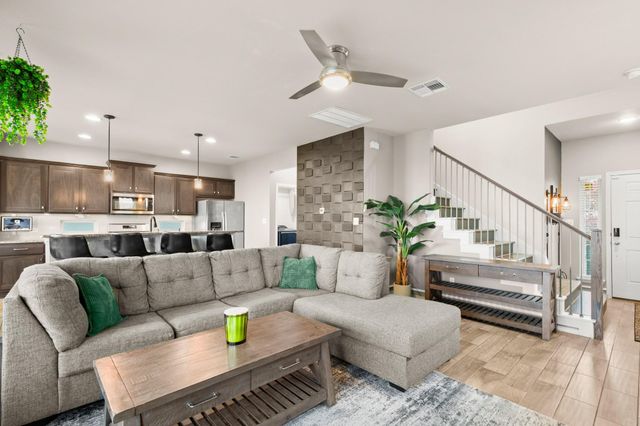 1006 Chad LOOP, Round Rock, TX 78665