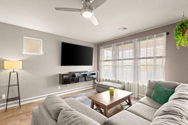 1006 Chad LOOP, Round Rock, TX 78665