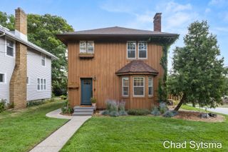 1350 Calvin Avenue Se, Grand Rapids, MI 49506