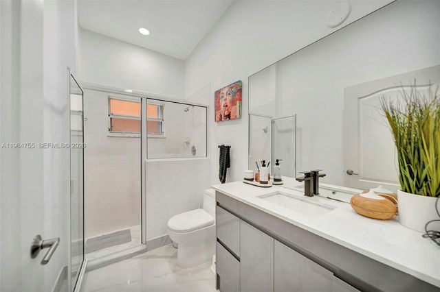 10880 NW 58th Ter 0, Doral, FL 33178