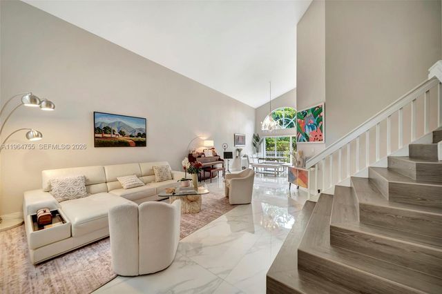 10880 NW 58th Ter 0, Doral, FL 33178