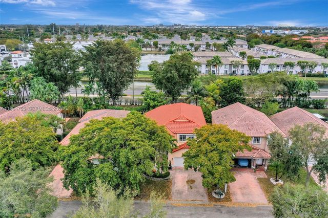 10880 NW 58th Ter 0, Doral, FL 33178