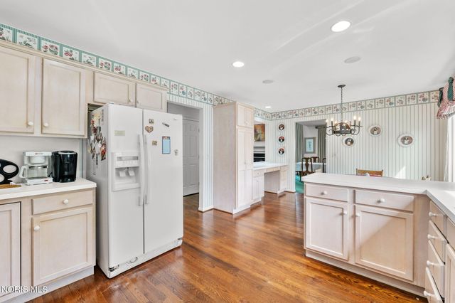 12 Callaway Green, Sylvania, OH 43560