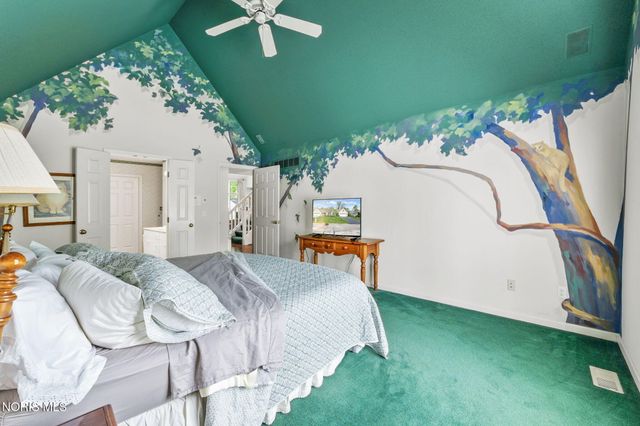 12 Callaway Green, Sylvania, OH 43560