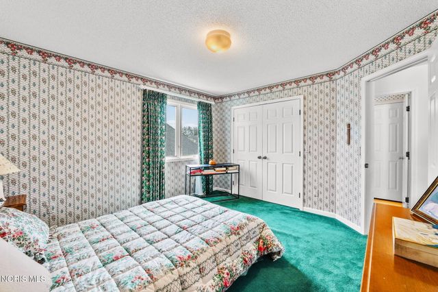 12 Callaway Green, Sylvania, OH 43560