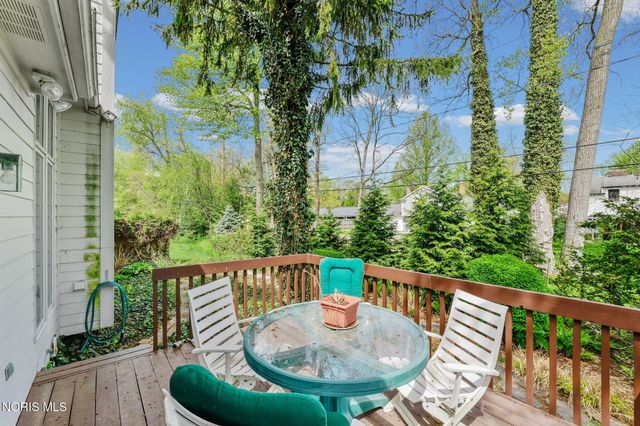 12 Callaway Green, Sylvania, OH 43560
