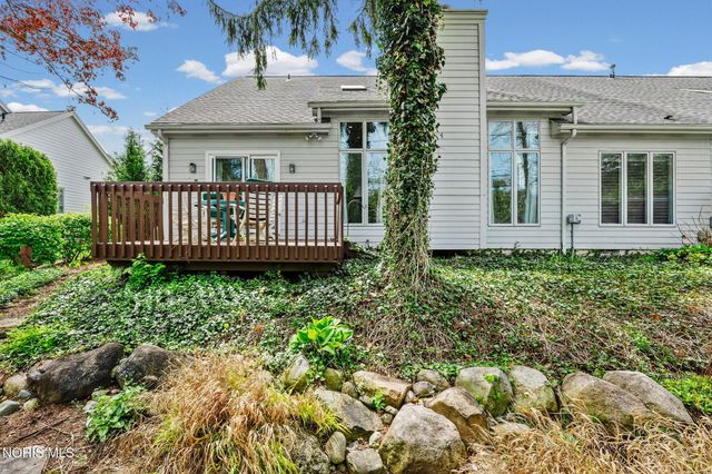 12 Callaway Green, Sylvania, OH 43560