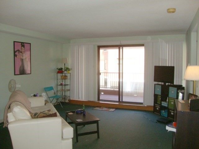 1850 Beacon 203, Brookline, MA 02445