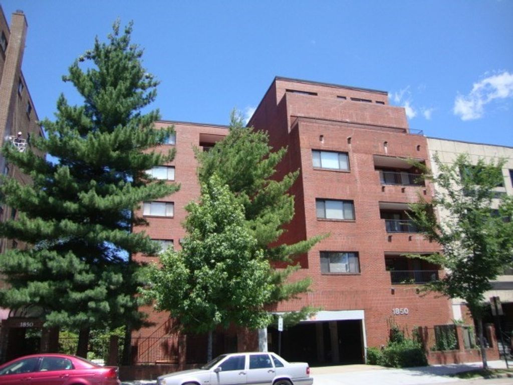 1850 Beacon 203, Brookline, MA 02445