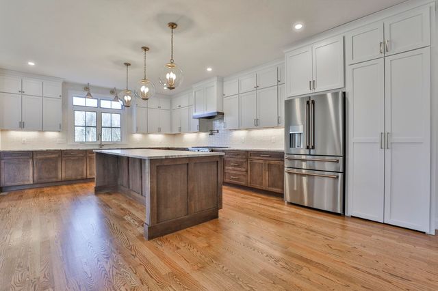 49 Countryside Drive, Brookline, NH 03033
