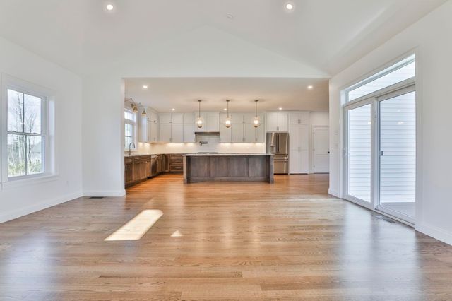 49 Countryside Drive, Brookline, NH 03033