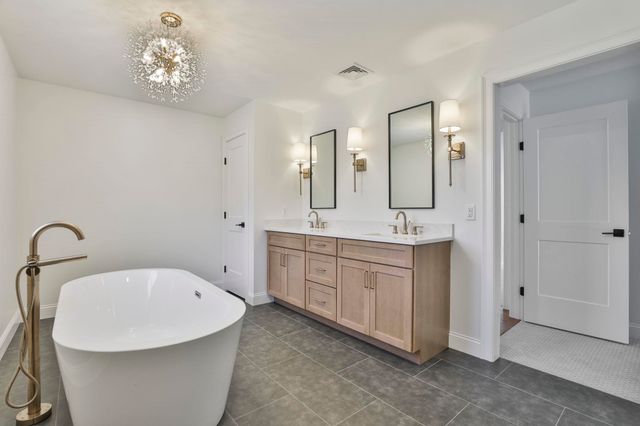 49 Countryside Drive, Brookline, NH 03033