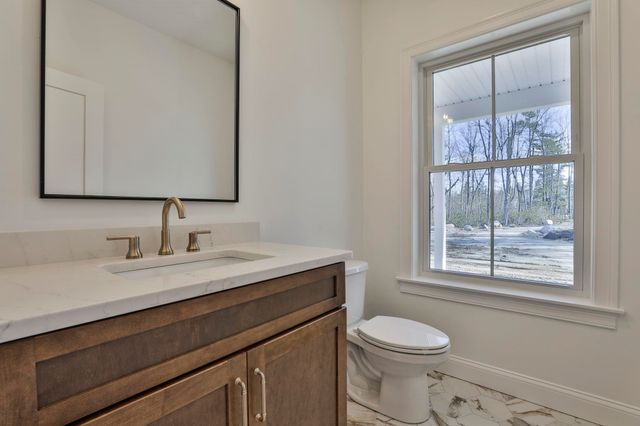 49 Countryside Drive, Brookline, NH 03033