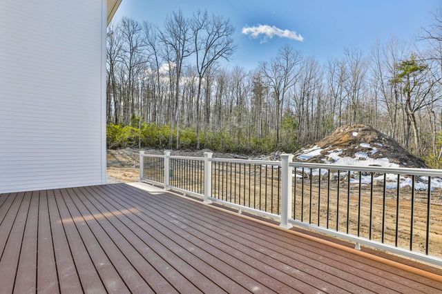 49 Countryside Drive, Brookline, NH 03033