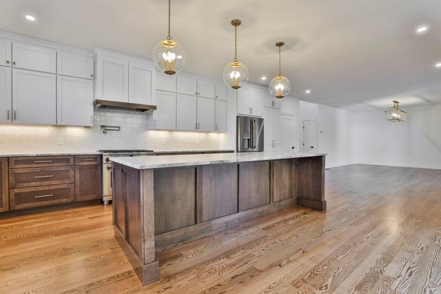 49 Countryside Drive, Brookline, NH 03033