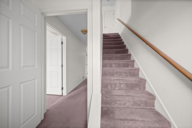 311 Catherine St, Mckees Rocks, PA 15136