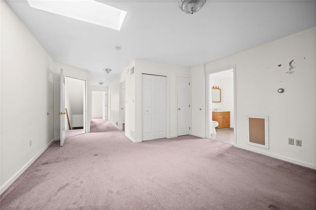 311 Catherine St, Mckees Rocks, PA 15136