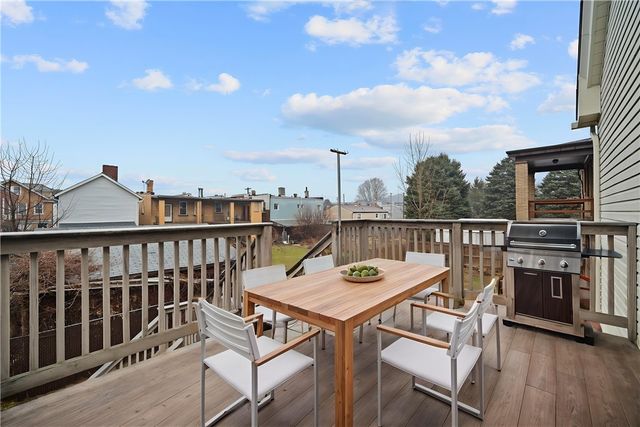 311 Catherine St, Mckees Rocks, PA 15136