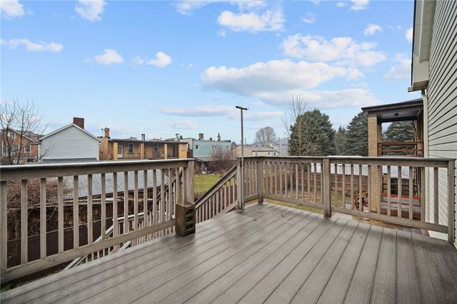 311 Catherine St, Mckees Rocks, PA 15136