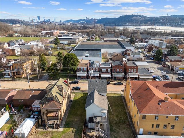 311 Catherine St, Mckees Rocks, PA 15136