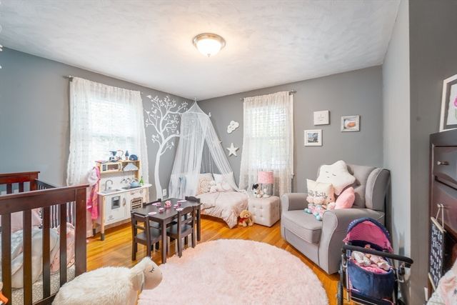 20 Oak Ridge Cir, Lynn, MA 01904