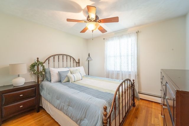 20 Oak Ridge Cir, Lynn, MA 01904