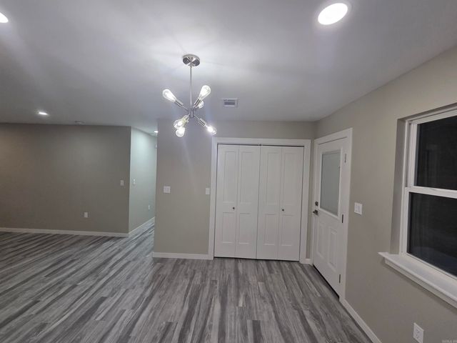 305 Thomas Circle, Lonoke, AR 72086