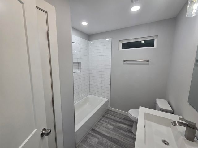 305 Thomas Circle, Lonoke, AR 72086