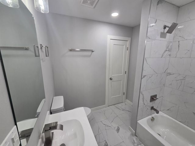 305 Thomas Circle, Lonoke, AR 72086