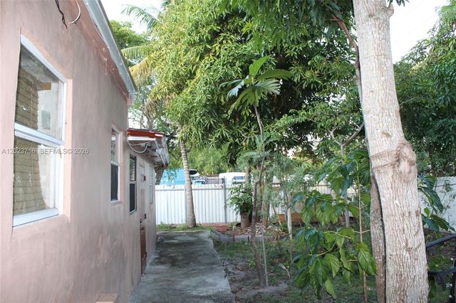 13875 NE 16th Court, North Miami, FL 33181