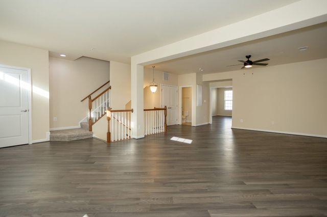 7408 BRUNSON CIR, Gainesville, VA 20155