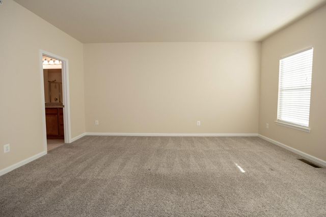 7408 BRUNSON CIR, Gainesville, VA 20155
