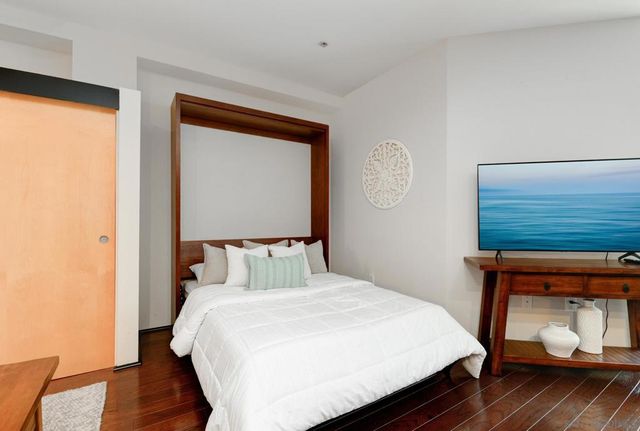 1551 4Th Ave 504, San Diego, CA 92101