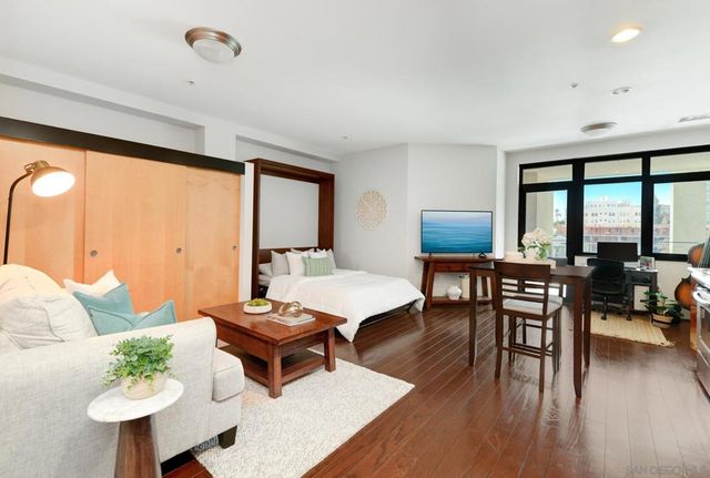 1551 4Th Ave 504, San Diego, CA 92101