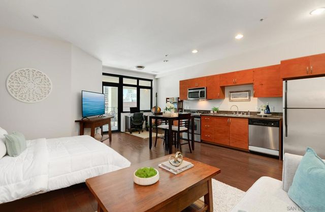 1551 4Th Ave 504, San Diego, CA 92101