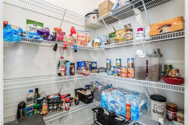 670 Tranquil Bay Court, Henderson, NV 89002