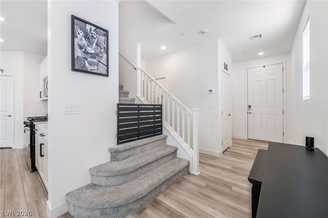 670 Tranquil Bay Court, Henderson, NV 89002