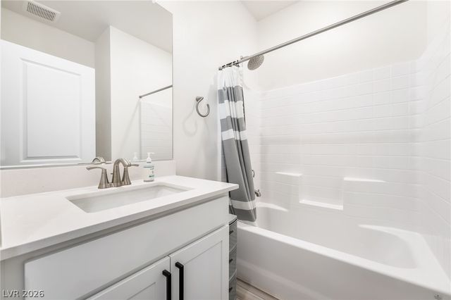 670 Tranquil Bay Court, Henderson, NV 89002