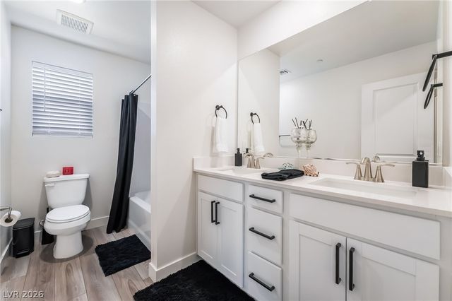 670 Tranquil Bay Court, Henderson, NV 89002